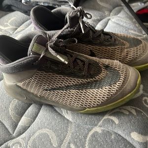 Boys Nike Future Flight Basketball Shoes